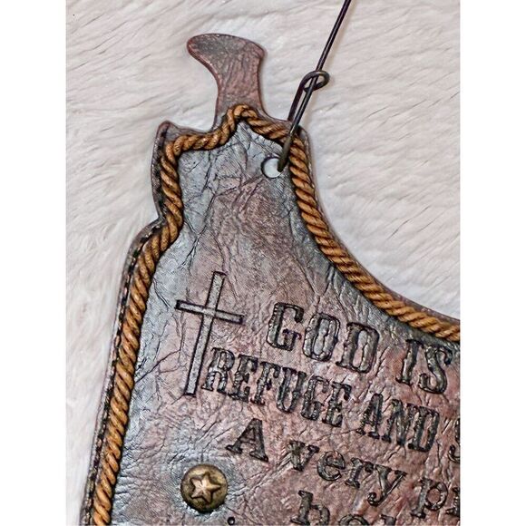 NWOT Montana West Rustic Western Bible Verse Saddle Plaque - Picture 2 of 10